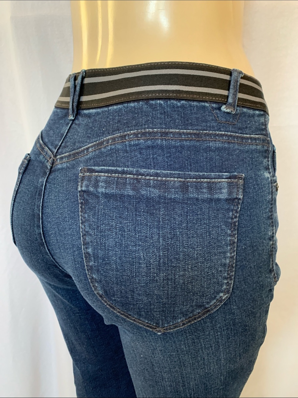 DEMOCRACY Jeans Freedom Ankle Skimmer Jeans Size 6 Dark Wash Elastic Waistband